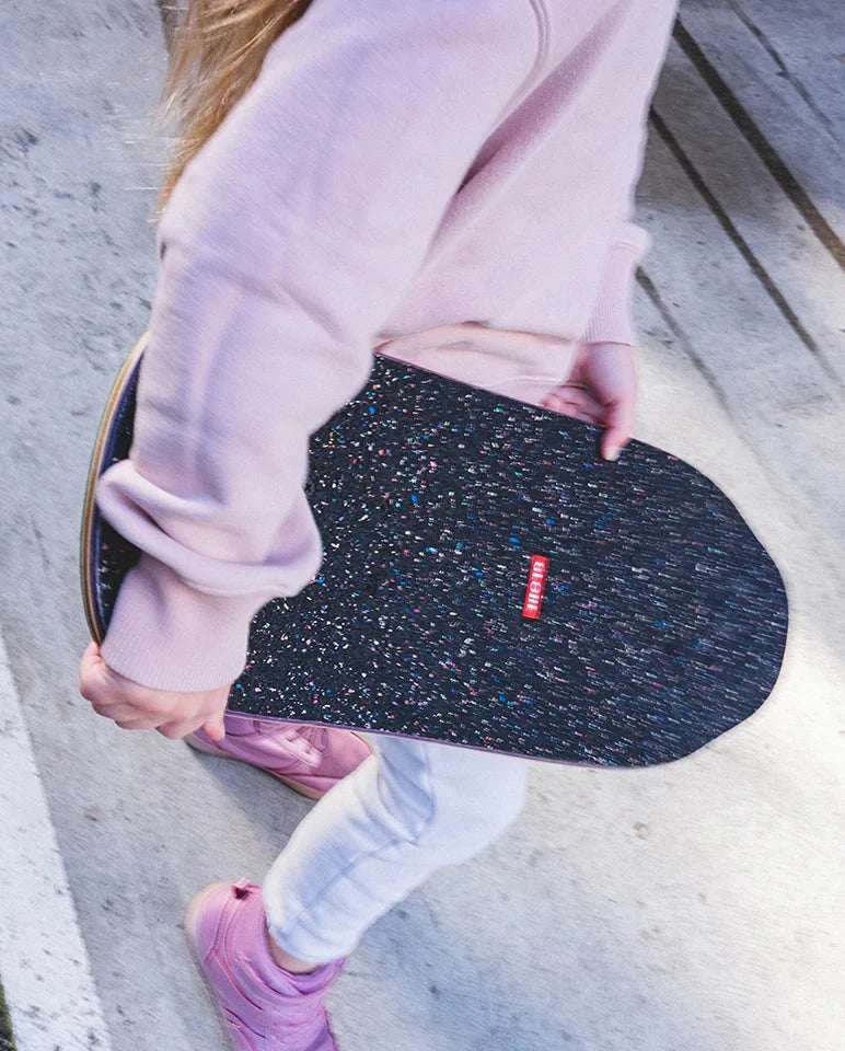 Kid's Blaster 8.25" Cruiserboard - Pirate Life Skateboards Globe