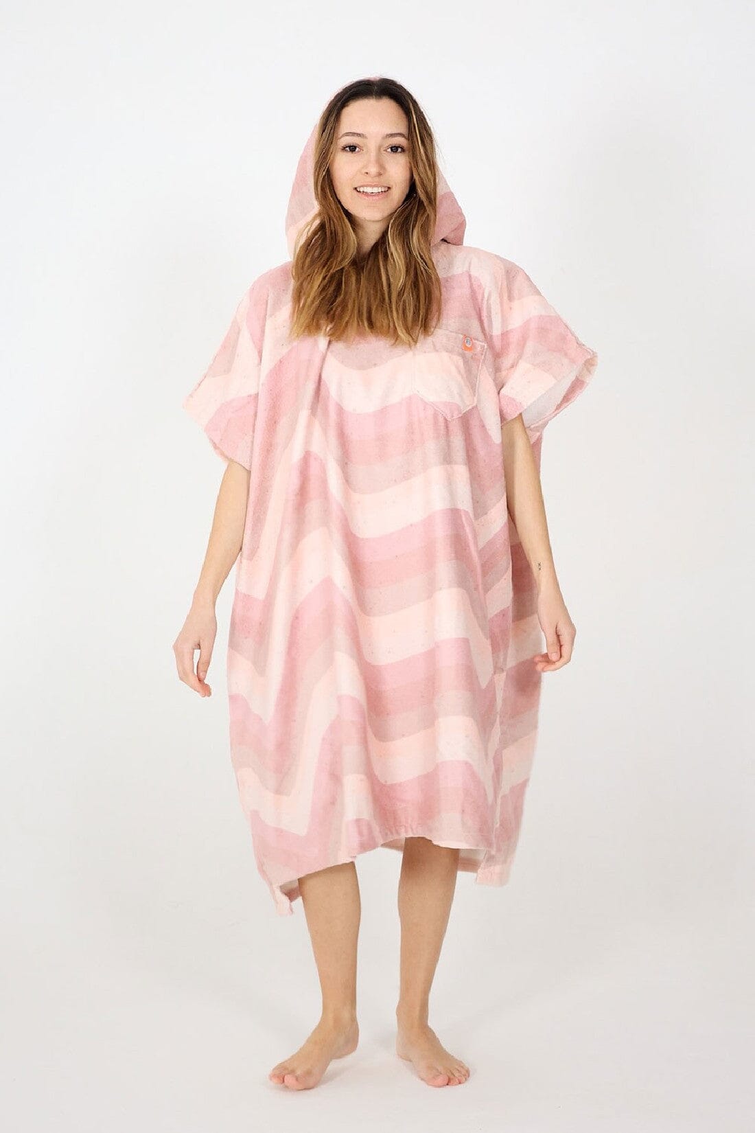 PONCHO RIPPLE - CANDY Changing Robes After Essentials