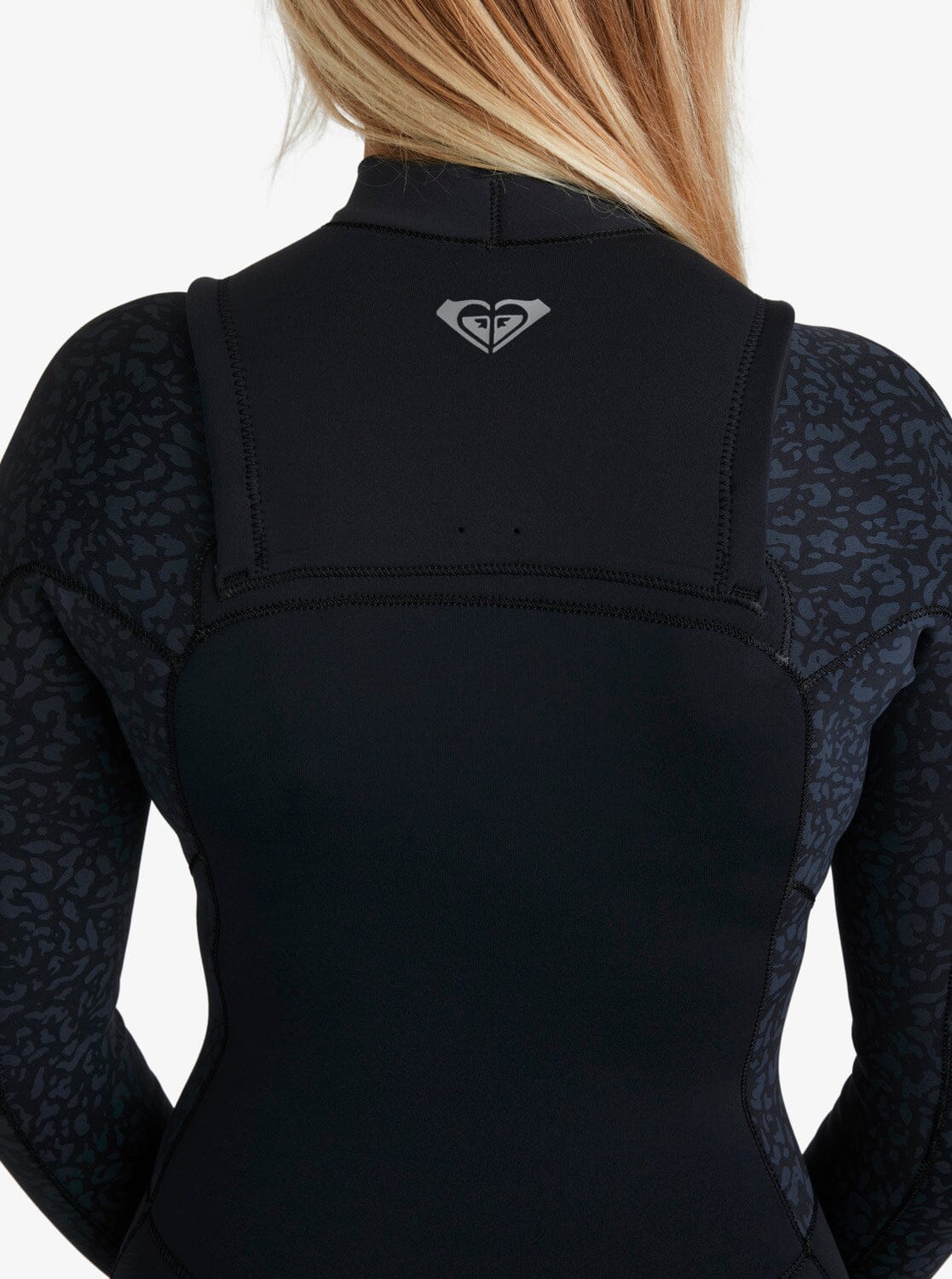 Swell Natural 5/4mm Chest Zip - Animal Print (2025) Women's wetsuits Roxy