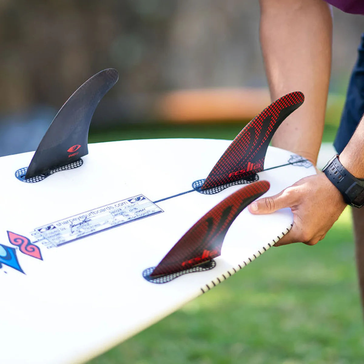 FCS ll Sharpeye Performance Core Thruster - Medium