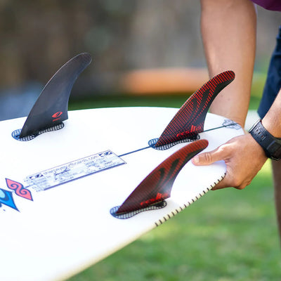 FCS ll Sharpeye Performance Core Thruster - Medium
