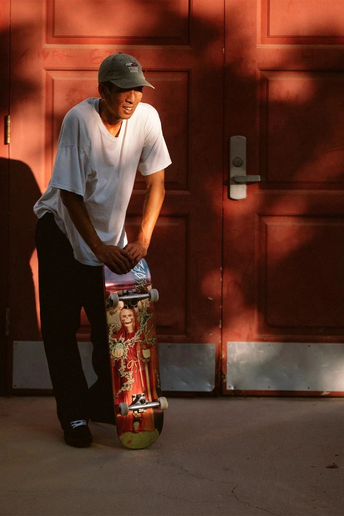 Downtown Doom Skateboard 8.00" - Silver/Red Skateboards Globe 
