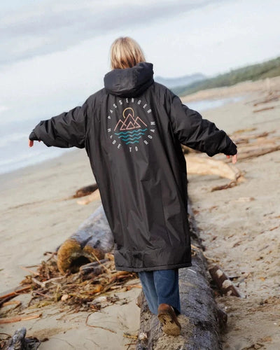 Escapism Recycled Sherpa Lined Changing Robe - Black Changing Robes Passenger 