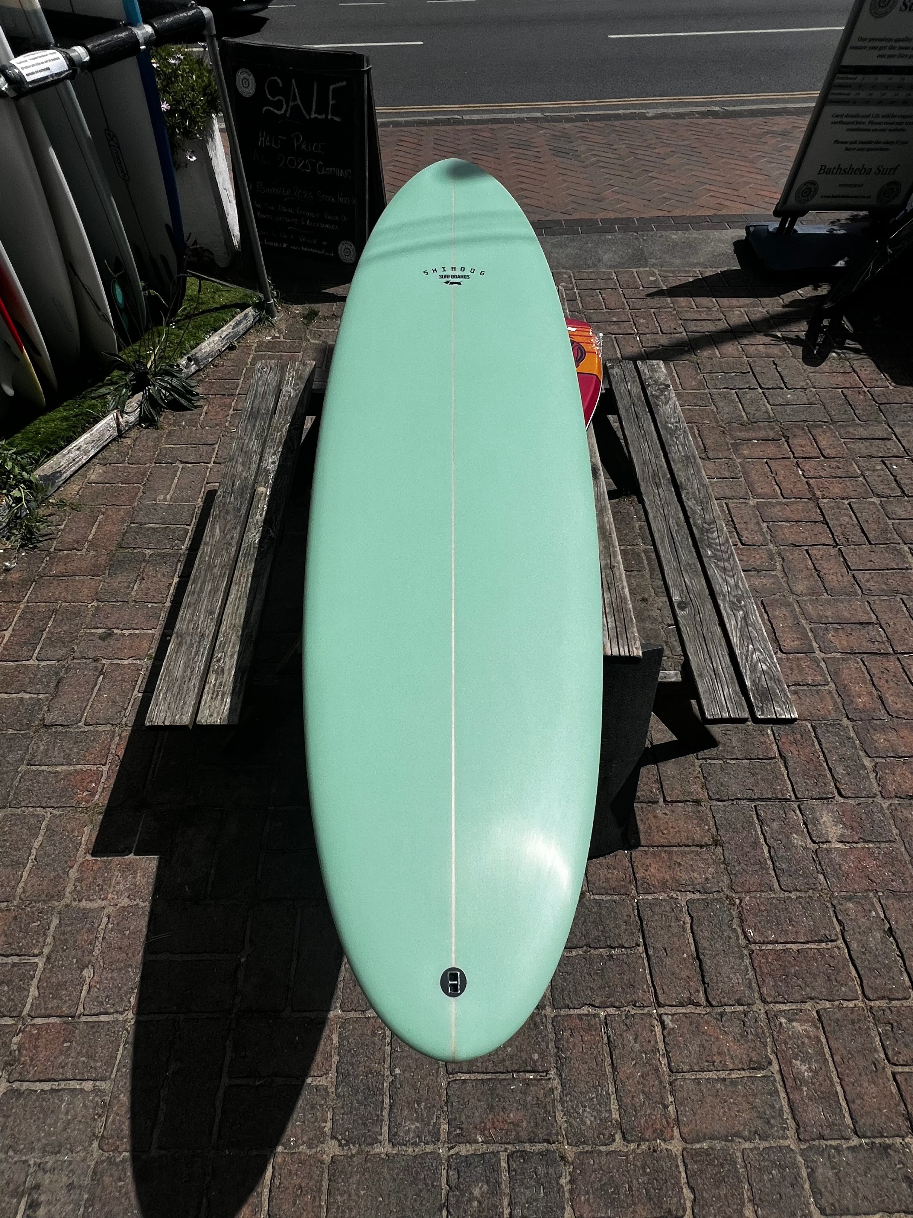 Ova 7'6 Surfboard Skindog Surfboards 