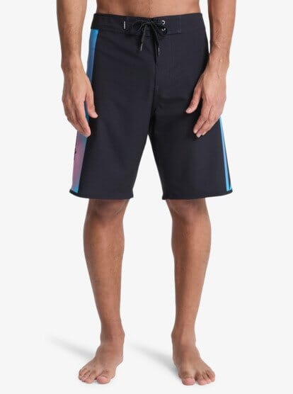 Surfsilk Holmes 20" Boardshort - Black Men's Shorts & Boardshorts Quiksilver 30" 